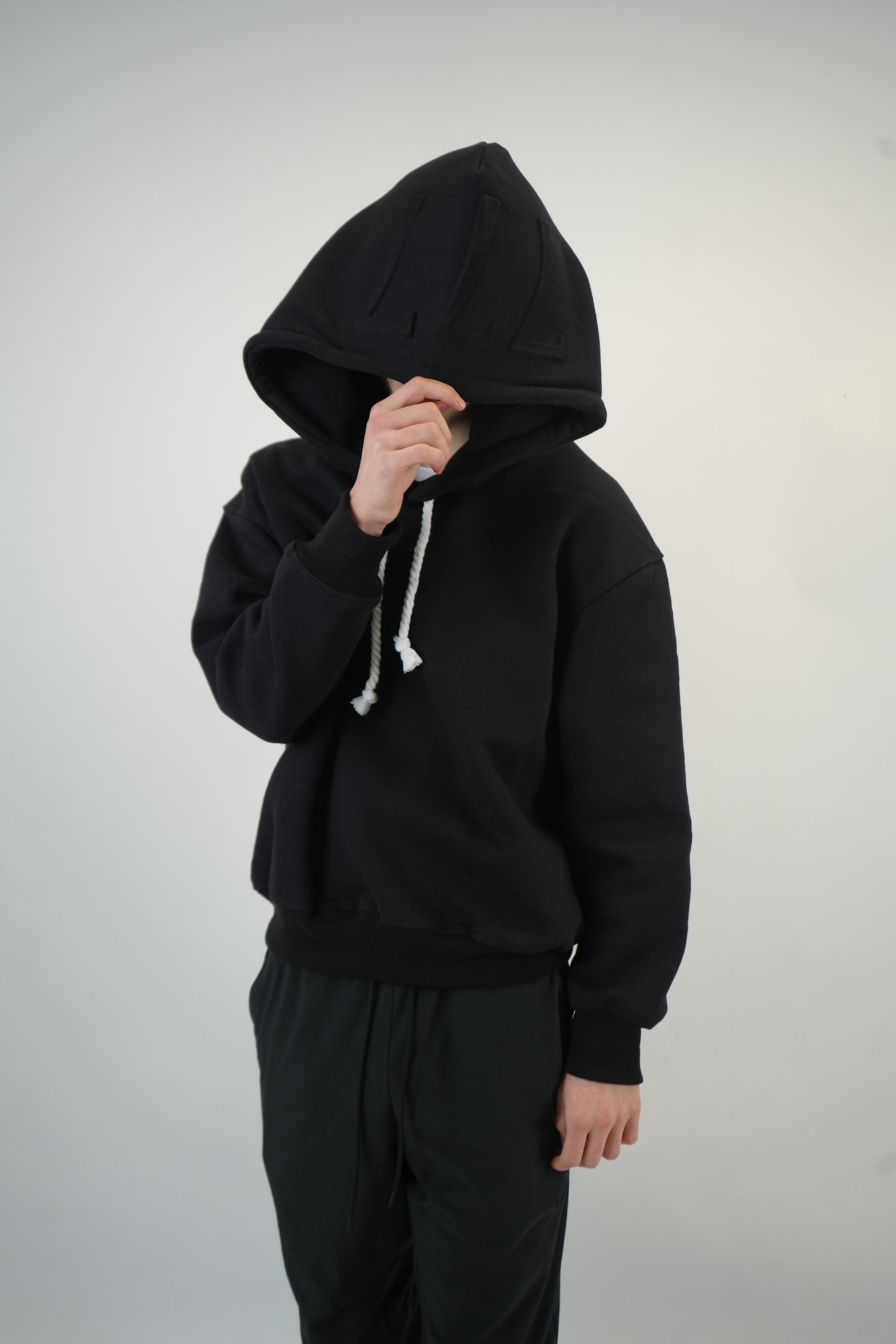 EMPEROR 777 HOODIE - BLACK